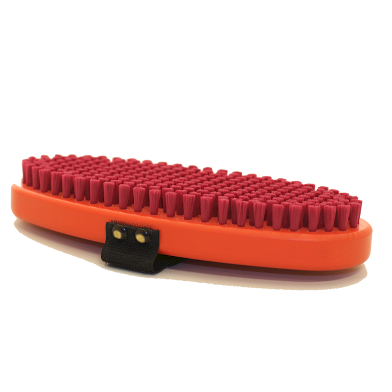 SWIX T190O Brush oval, fine red nylon